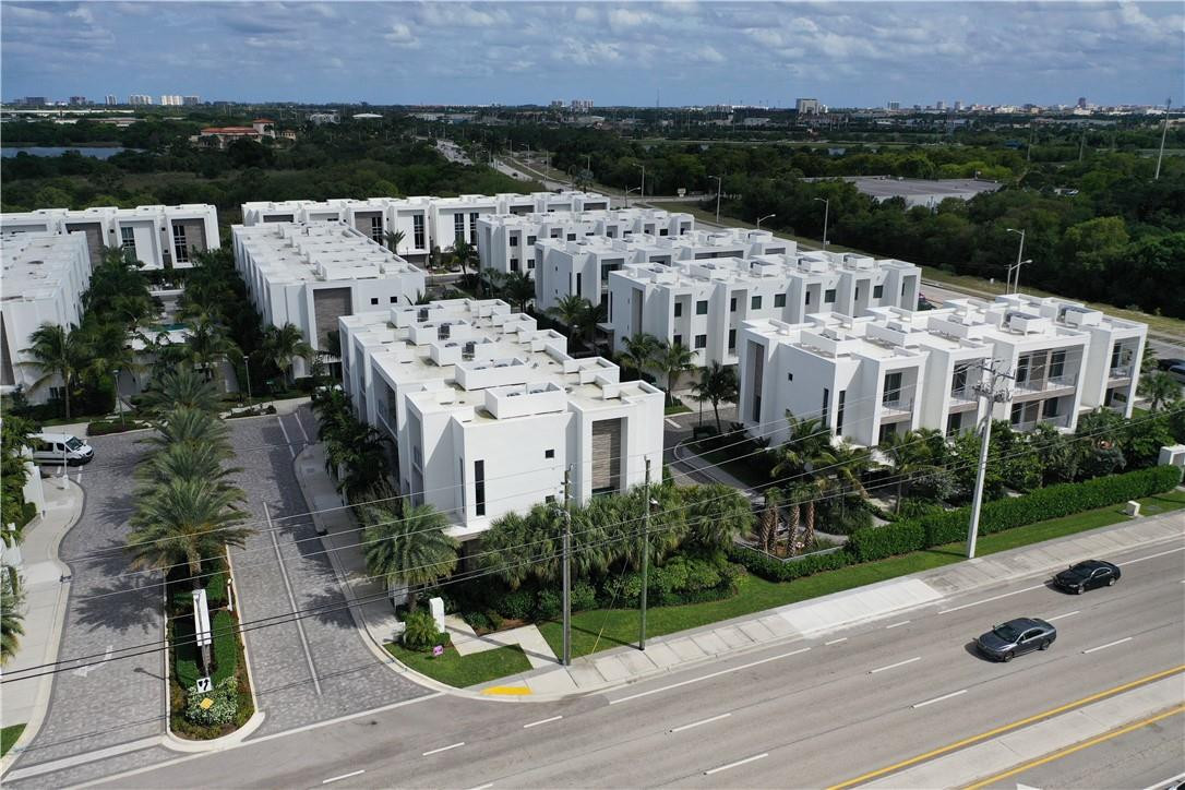 4010 Northwest 17th Avenue Boca Raton, FL 33431 - Photo 17 of 21 Photo 17
