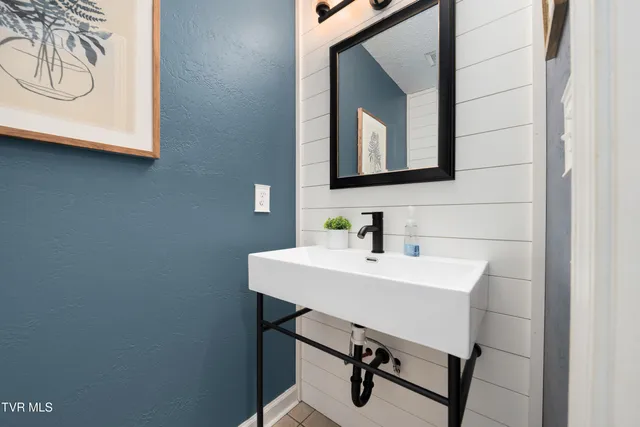 $510,000 | 245 Highland Hills Drive, Gray, TN 37615