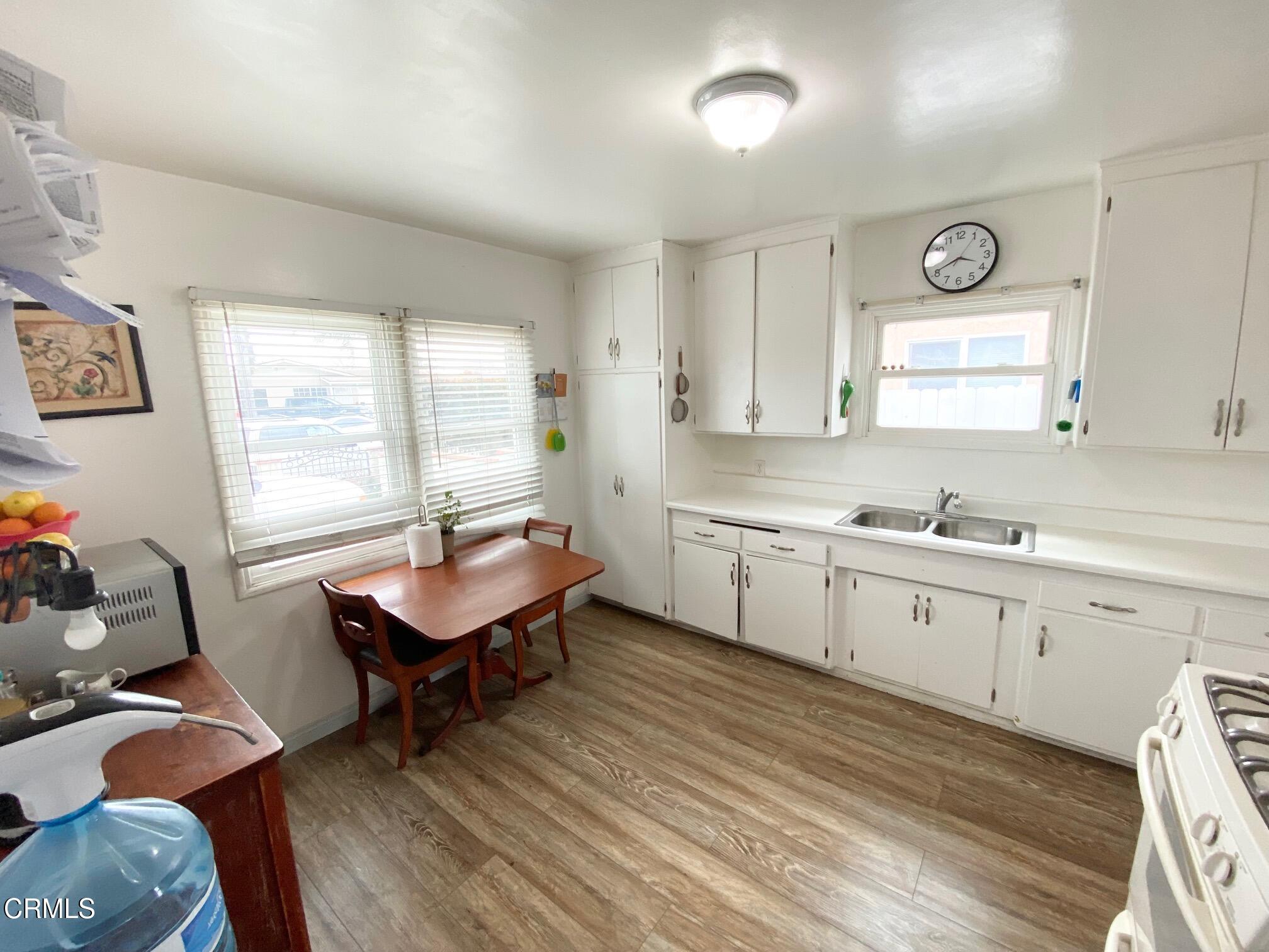 233 Smith Street Oxnard, CA 93033 - Photo 18 of 40 IMG_6905