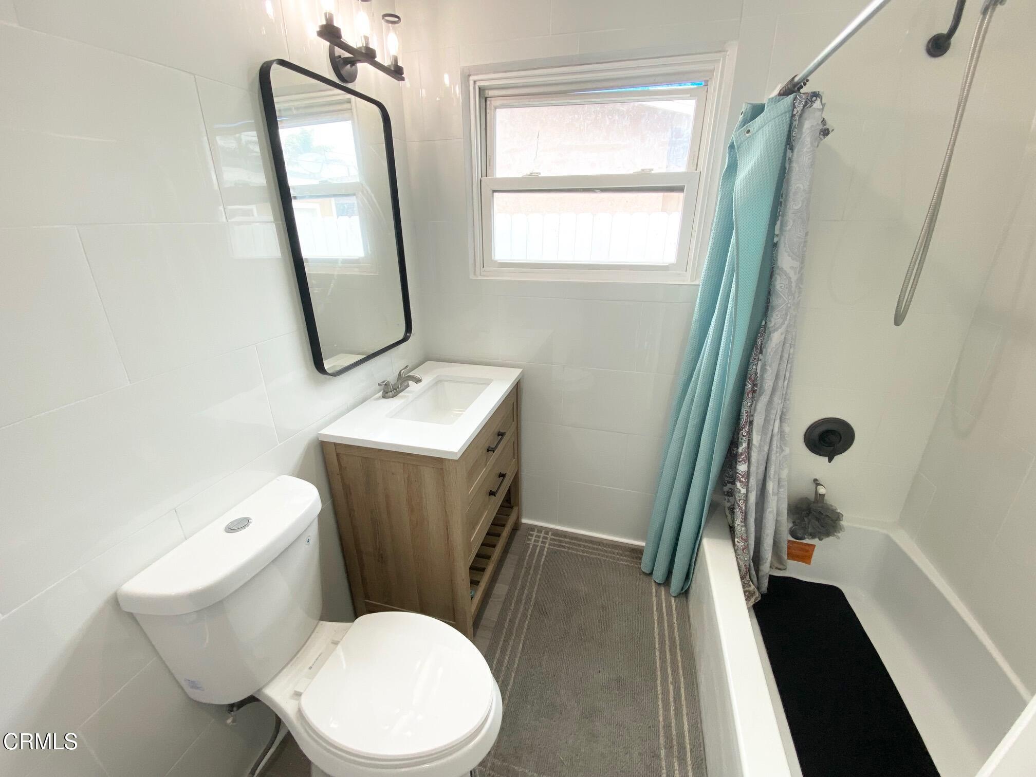 233 Smith Street Oxnard, CA 93033 - Photo 24 of 40 IMG_6876