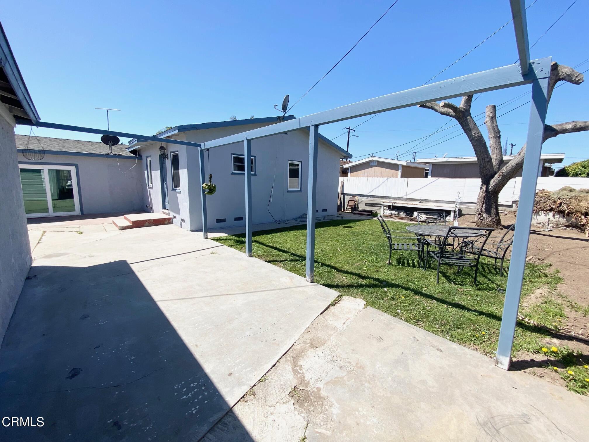 233 Smith Street Oxnard, CA 93033 - Photo 38 of 40 IMG_6929