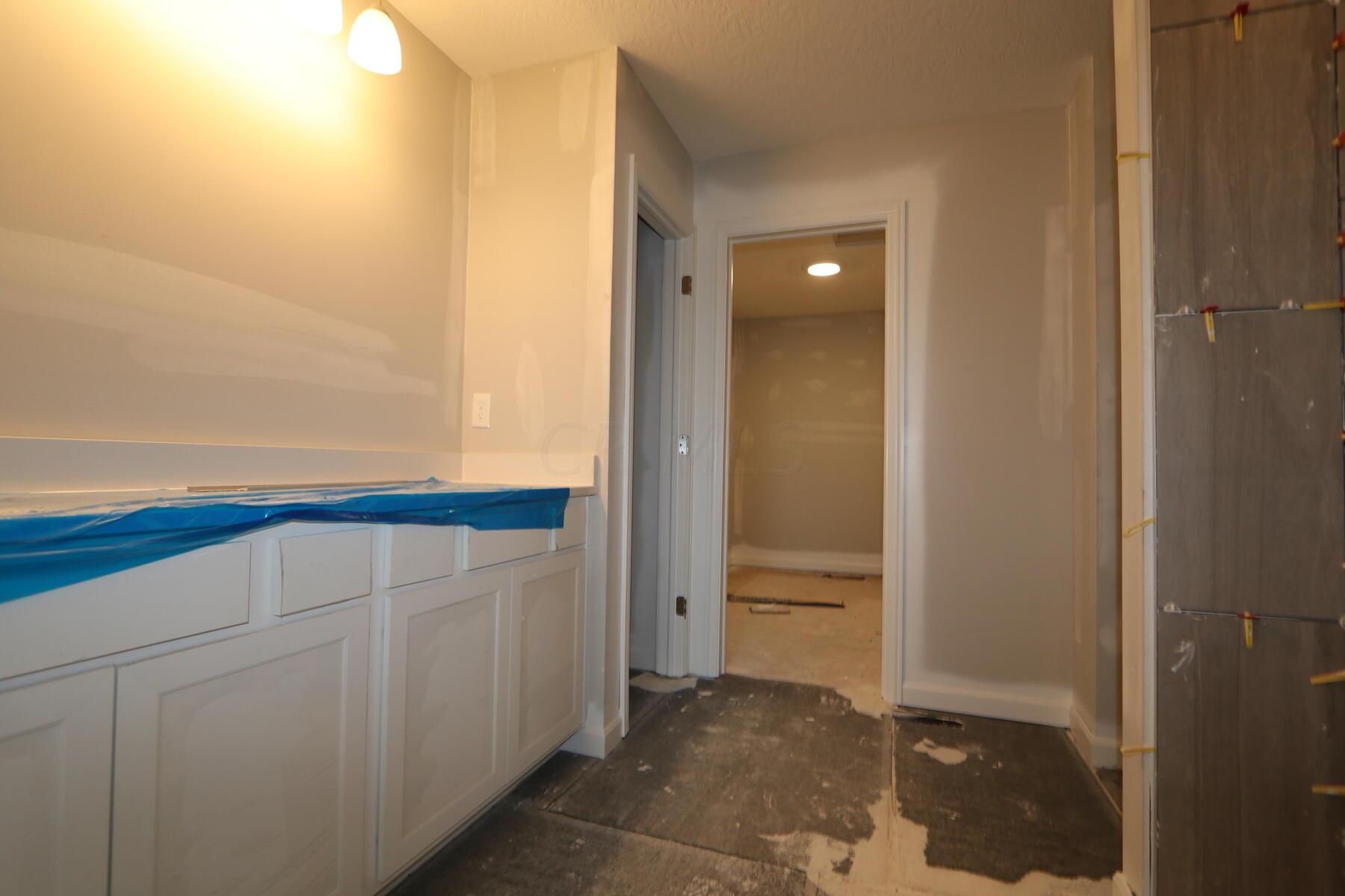 7210 Ribault Drive Northwest Pickerington, OH 43147 - Photo 11 of 16 Bathroom
