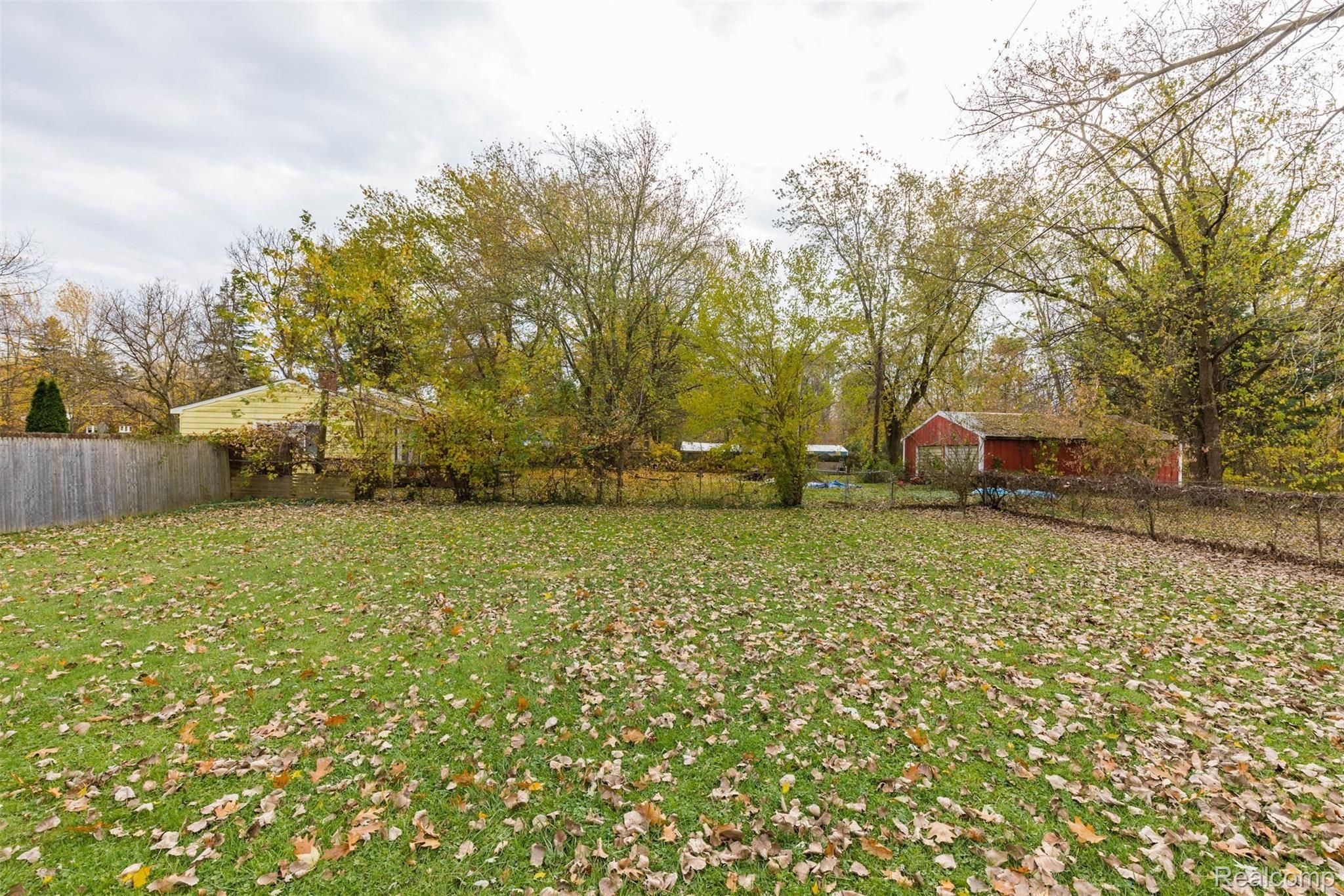 48437 Willis Road Belleville, MI 48111 - Photo 28 of 29 47076 Willis Rd-7.jpg