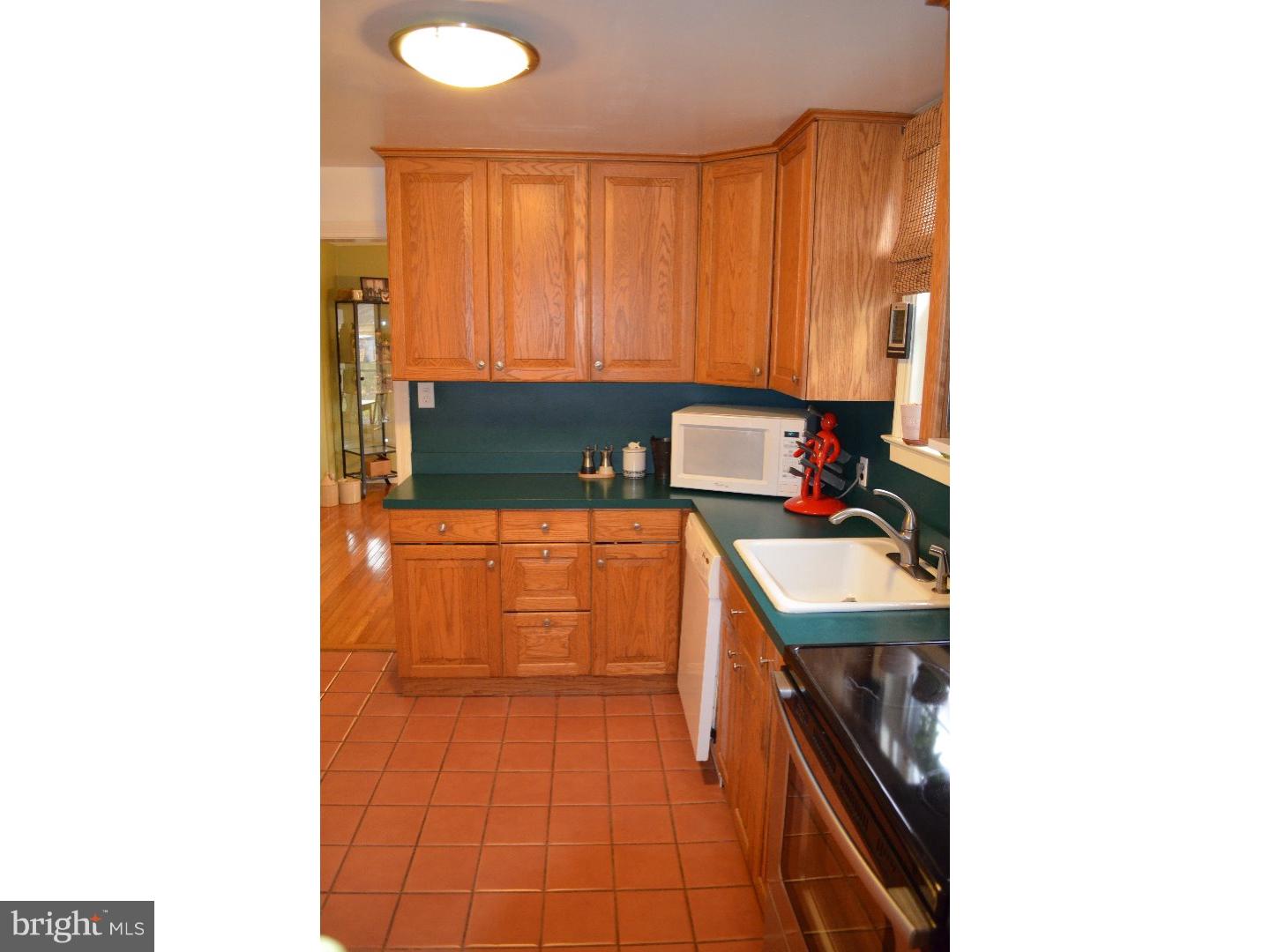 1473 Burmont Road Drexel Hill, PA 19026 - Photo 9 of 24 Gallery Image 9