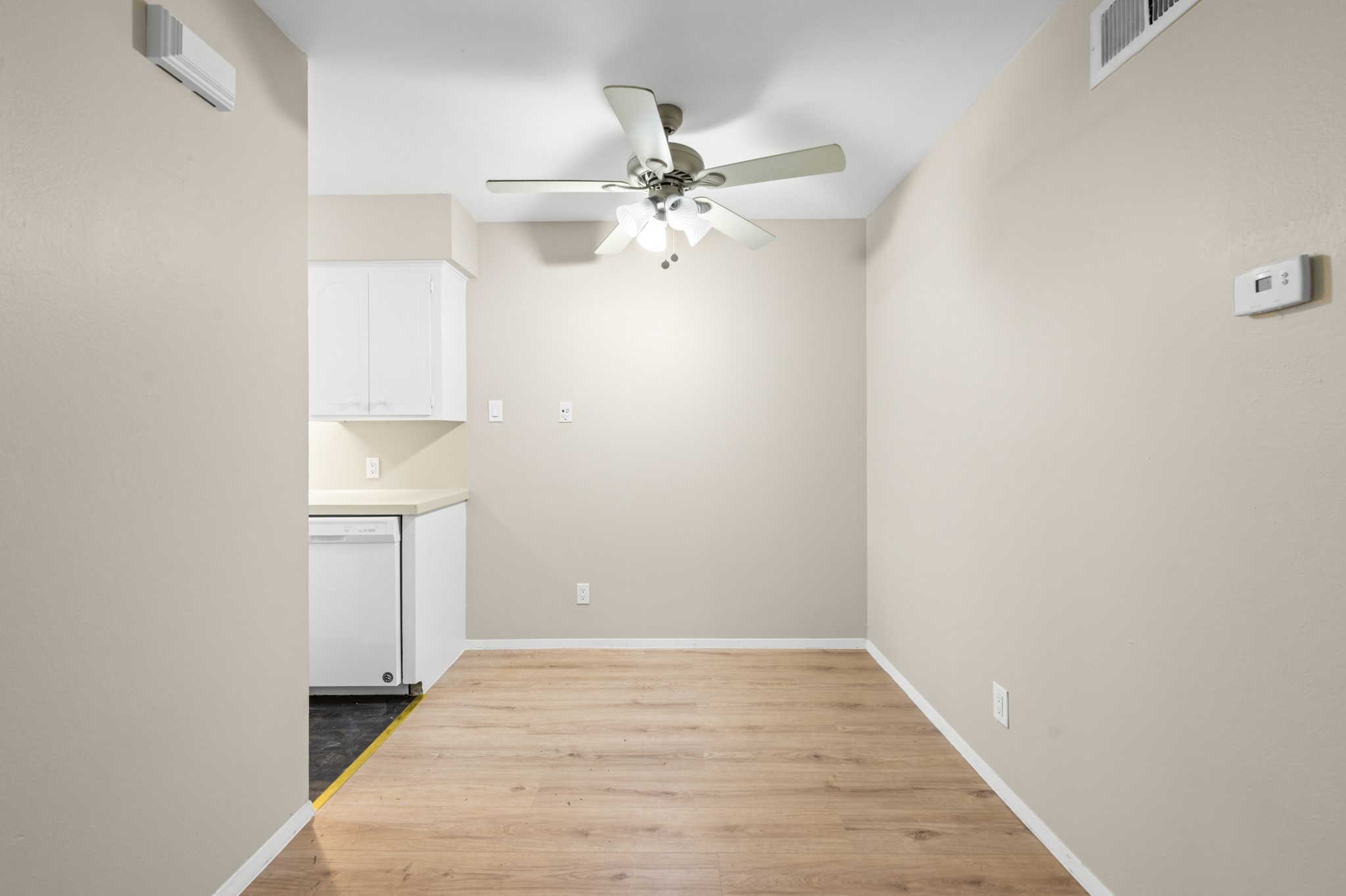 2012 Brun Street, Unit E Houston, TX 77019 - Photo 10 of 19