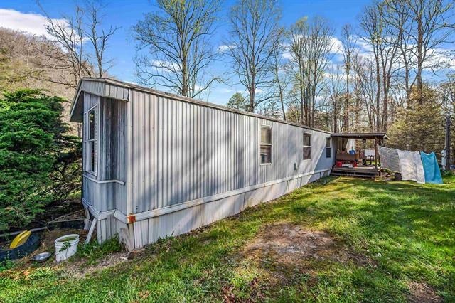 426 Davis Path Road Atkins, VA 24311 - Photo 27 of 56 Gallery Image 27