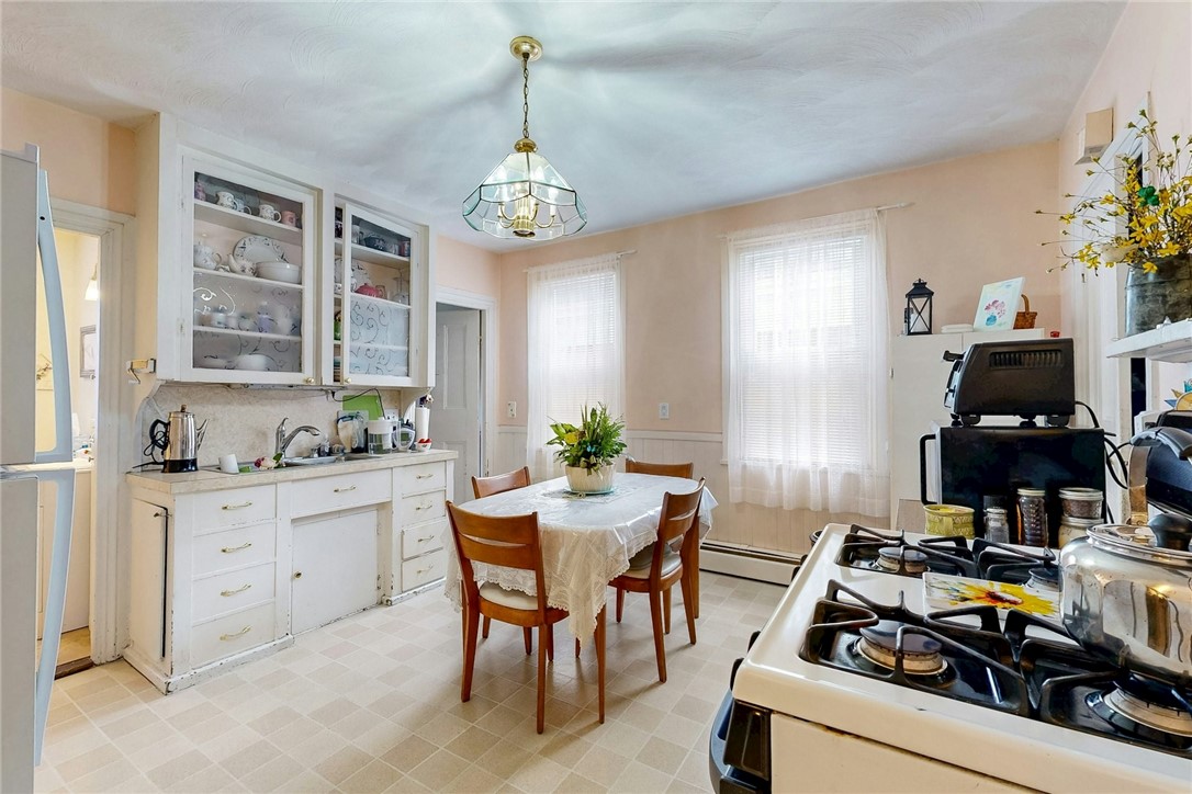199 Transit Street Providence, RI 02906 - Photo 8 of 47 Gallery Image 8