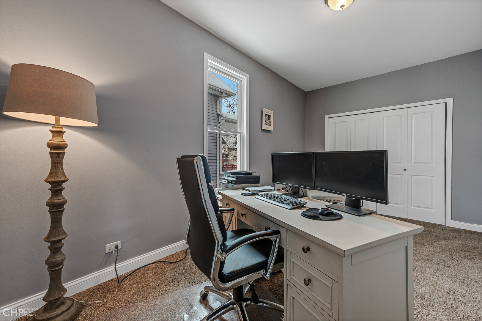 4841 West Berenice Avenue Chicago, IL 60641 - Photo 14 of 34 a view of a workspace with furniture