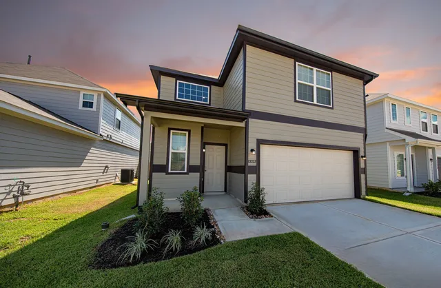 $299,990 | 13332 Burbot Drive, Conroe, TX 77384