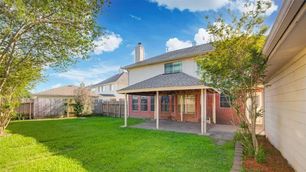 $2,350 | 1742 Country Club Cove Drive, Baytown, TX 77521