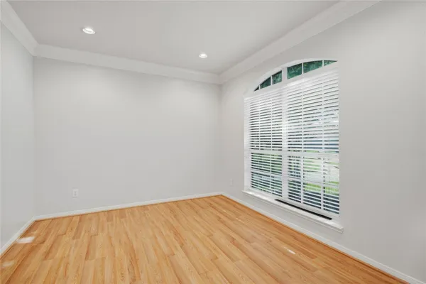 $2,350 | 1742 Country Club Cove Drive, Baytown, TX 77521