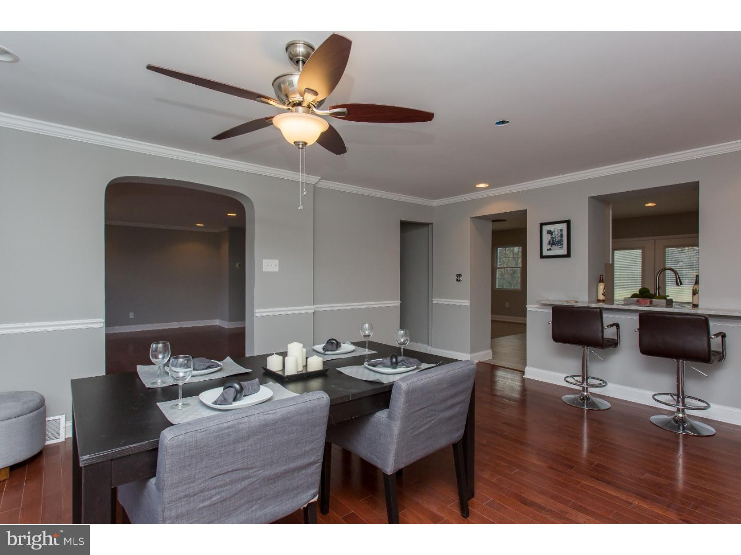 687 Dutton Circle Springfield, PA 19064 - Photo 13 of 25 Dining Room
