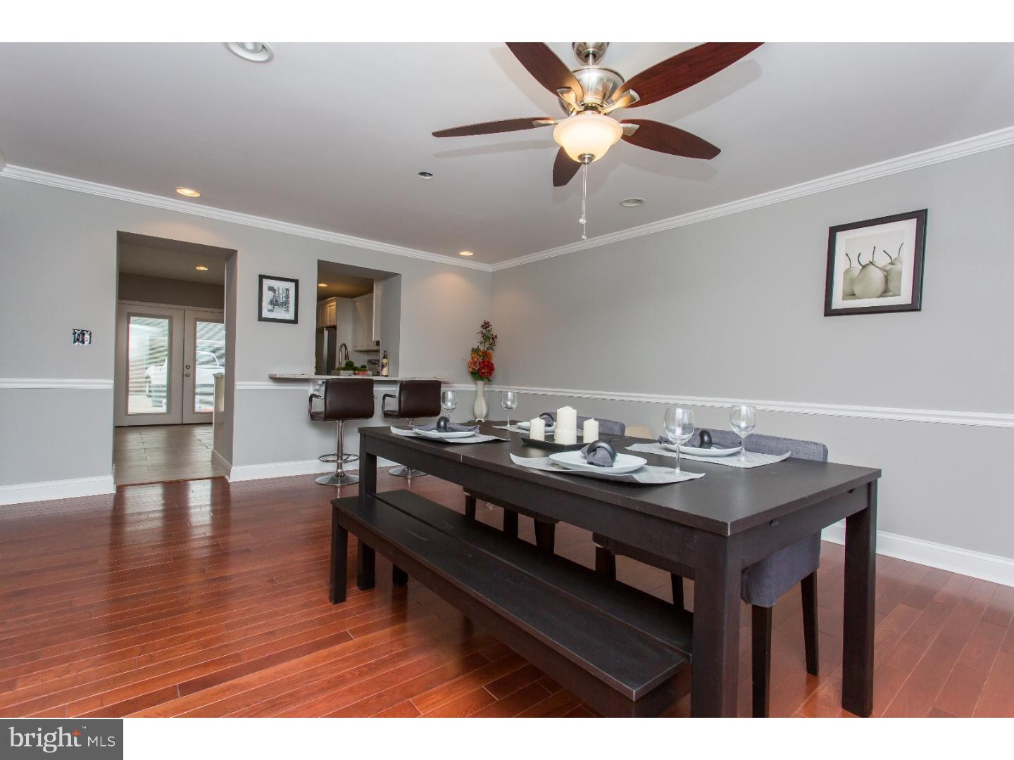 687 Dutton Circle Springfield, PA 19064 - Photo 14 of 25 Dining Room