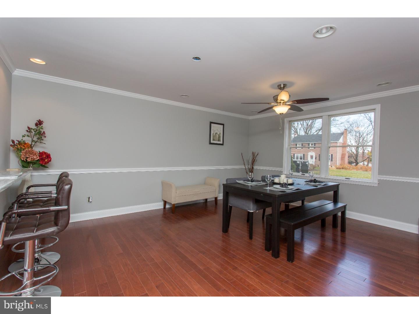 687 Dutton Circle Springfield, PA 19064 - Photo 15 of 25 Dining Room