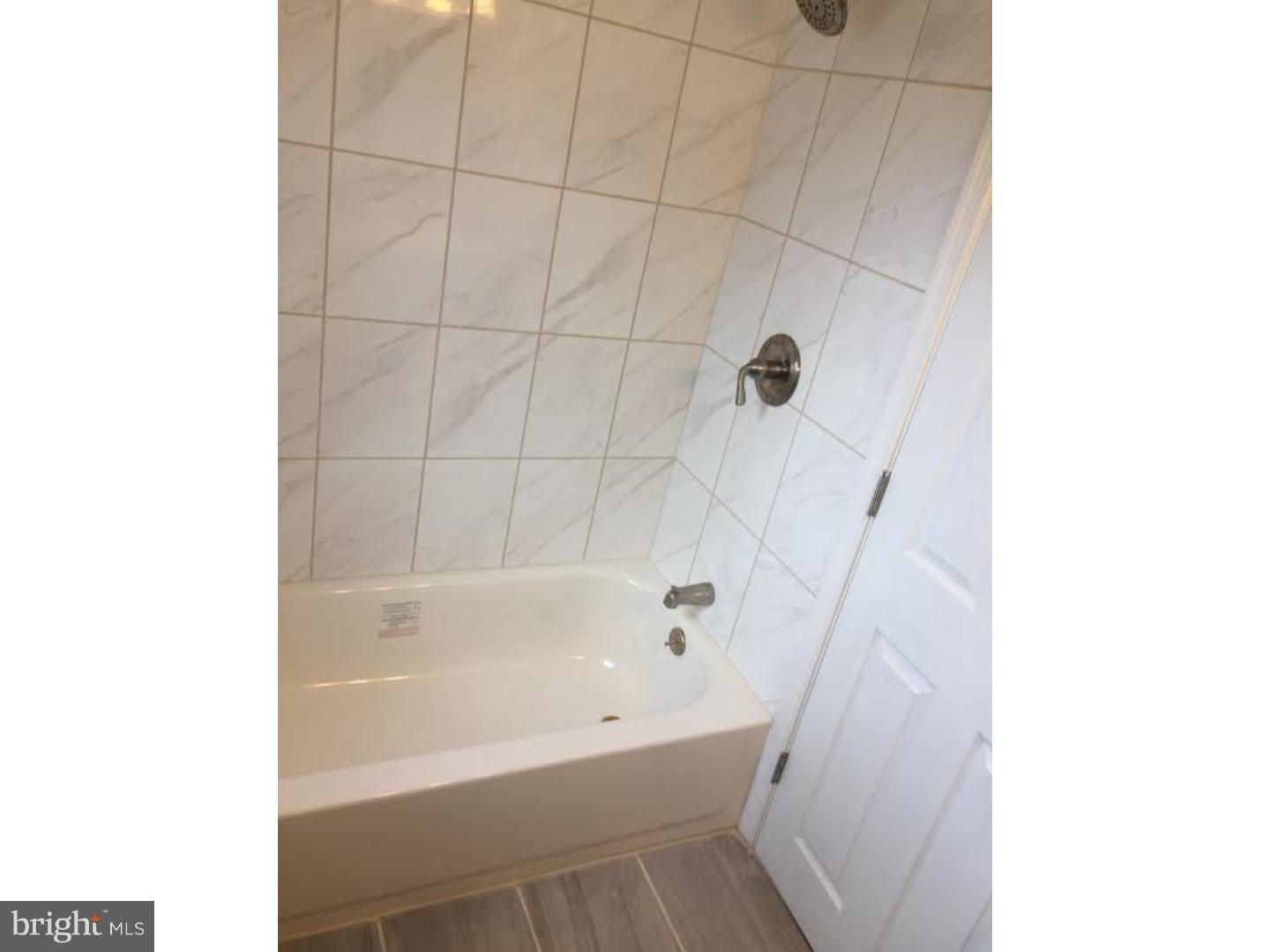 687 Dutton Circle Springfield, PA 19064 - Photo 17 of 25 Bathroom