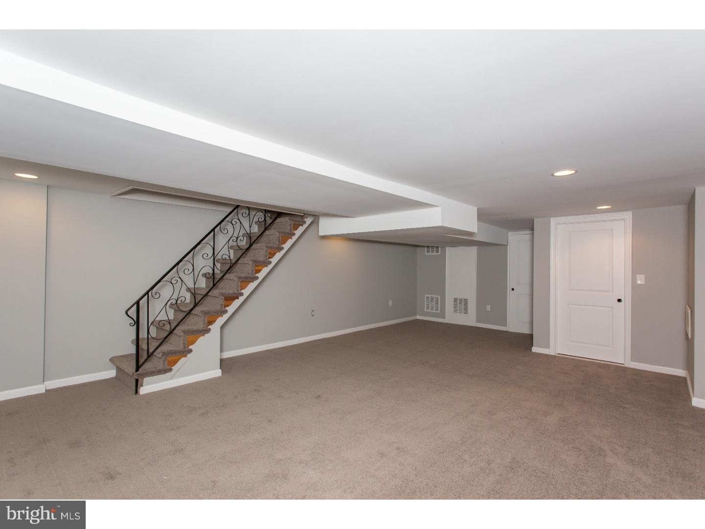 687 Dutton Circle Springfield, PA 19064 - Photo 21 of 25 Basement - Finished