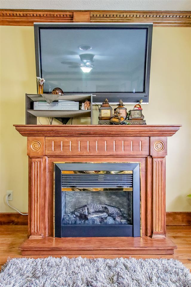 7124 Hess Road Millington, MI 48746 - Photo 9 of 54 31375871-8.JPG