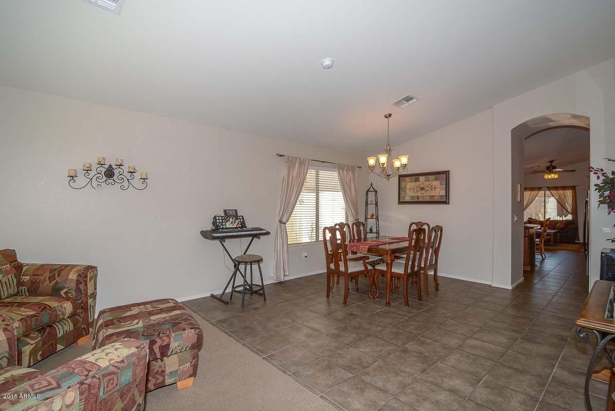 2724 East Alameda Road Phoenix, AZ 85024 - Photo 11 of 33 Foyer-Dining Room