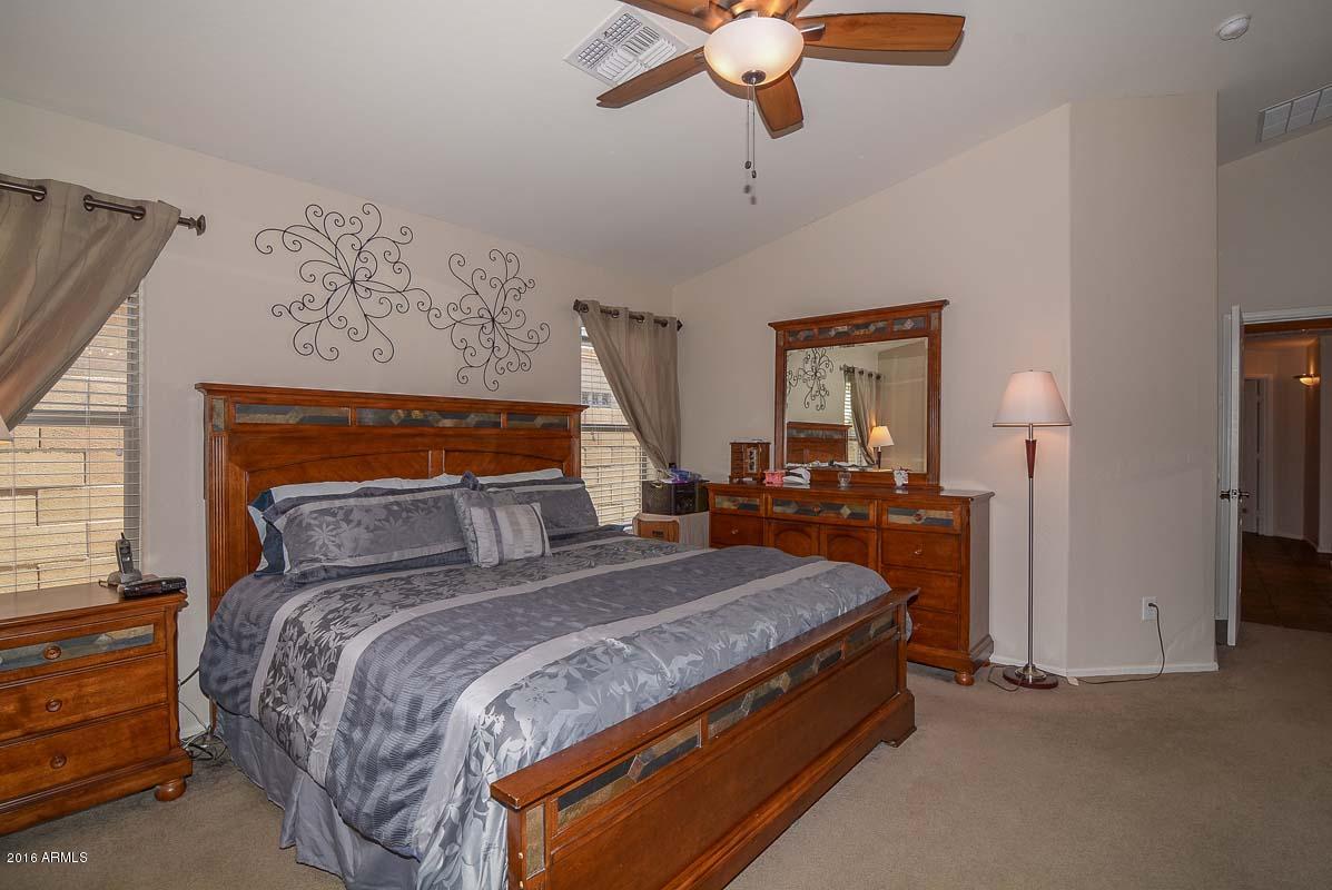 2724 East Alameda Road Phoenix, AZ 85024 - Photo 19 of 33 Master Bedroom2