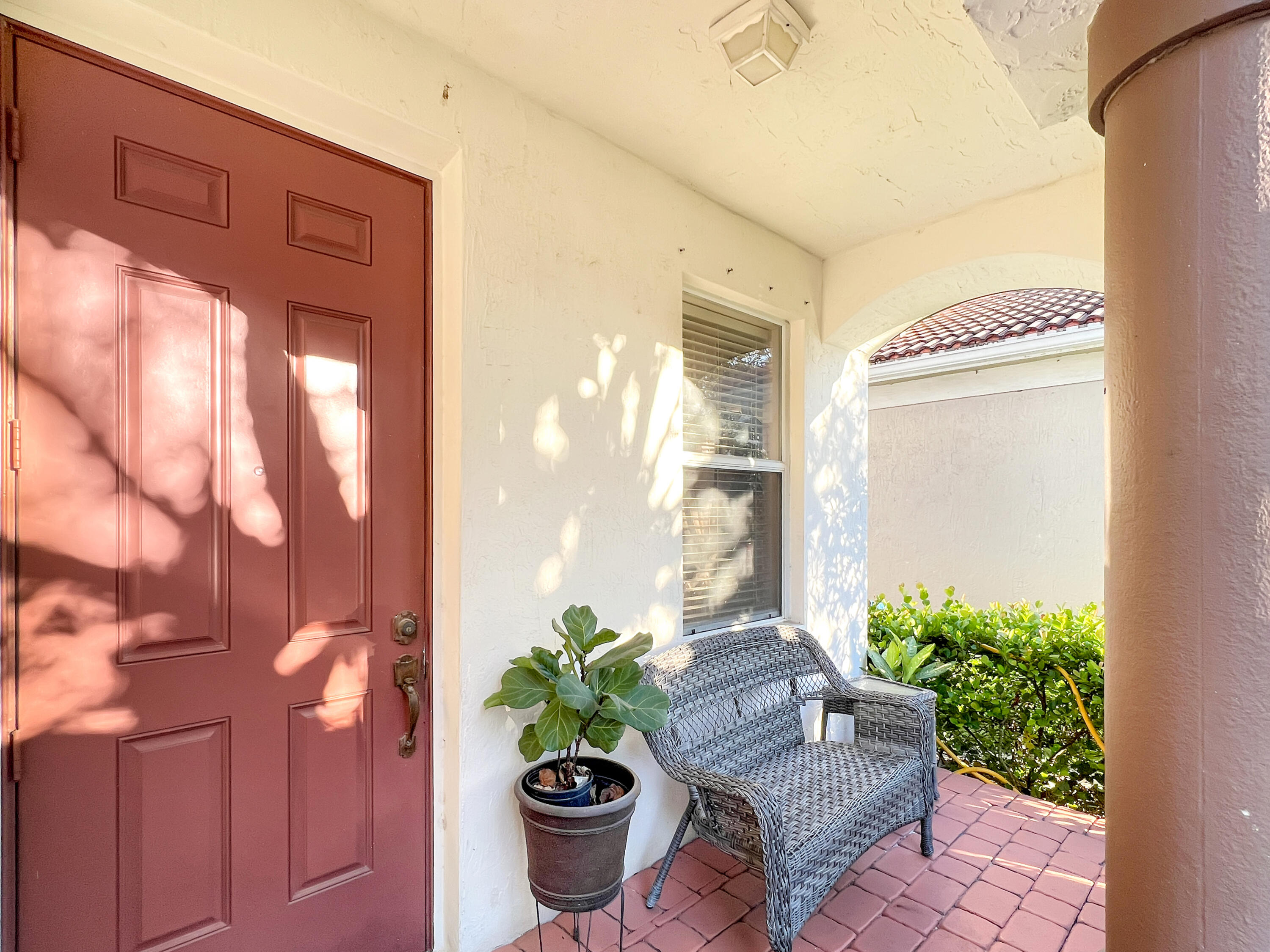 1272 Rose Gate Boulevard Riviera Beach, FL 33404 - Photo 2 of 22 02-Front Patio