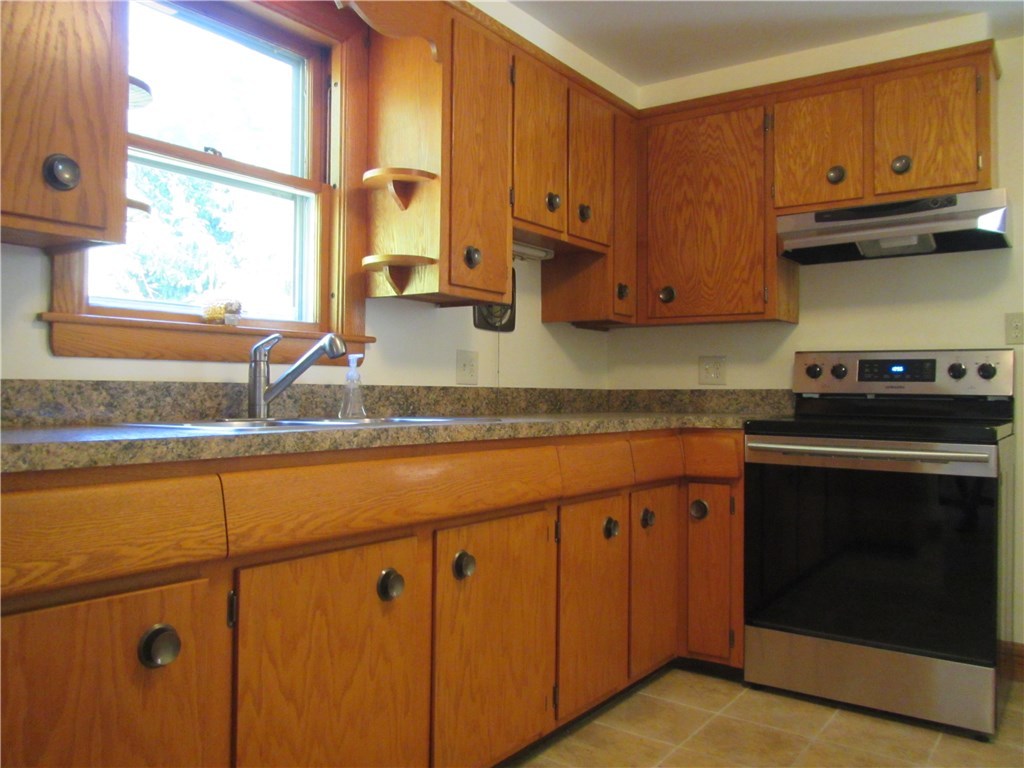 471 Old River Road Lincoln, RI 02838 - Photo 14 of 36 Gallery Image 14