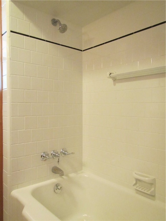 471 Old River Road Lincoln, RI 02838 - Photo 23 of 36 Gallery Image 23