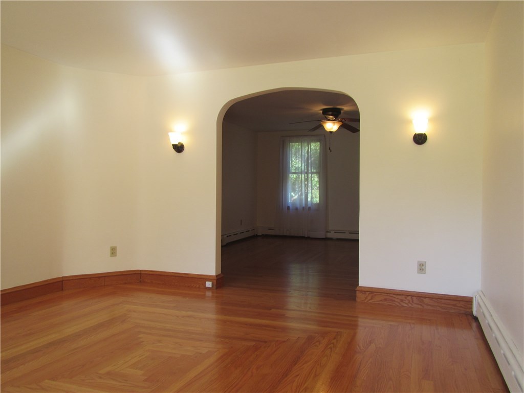 471 Old River Road Lincoln, RI 02838 - Photo 8 of 36 Gallery Image 8