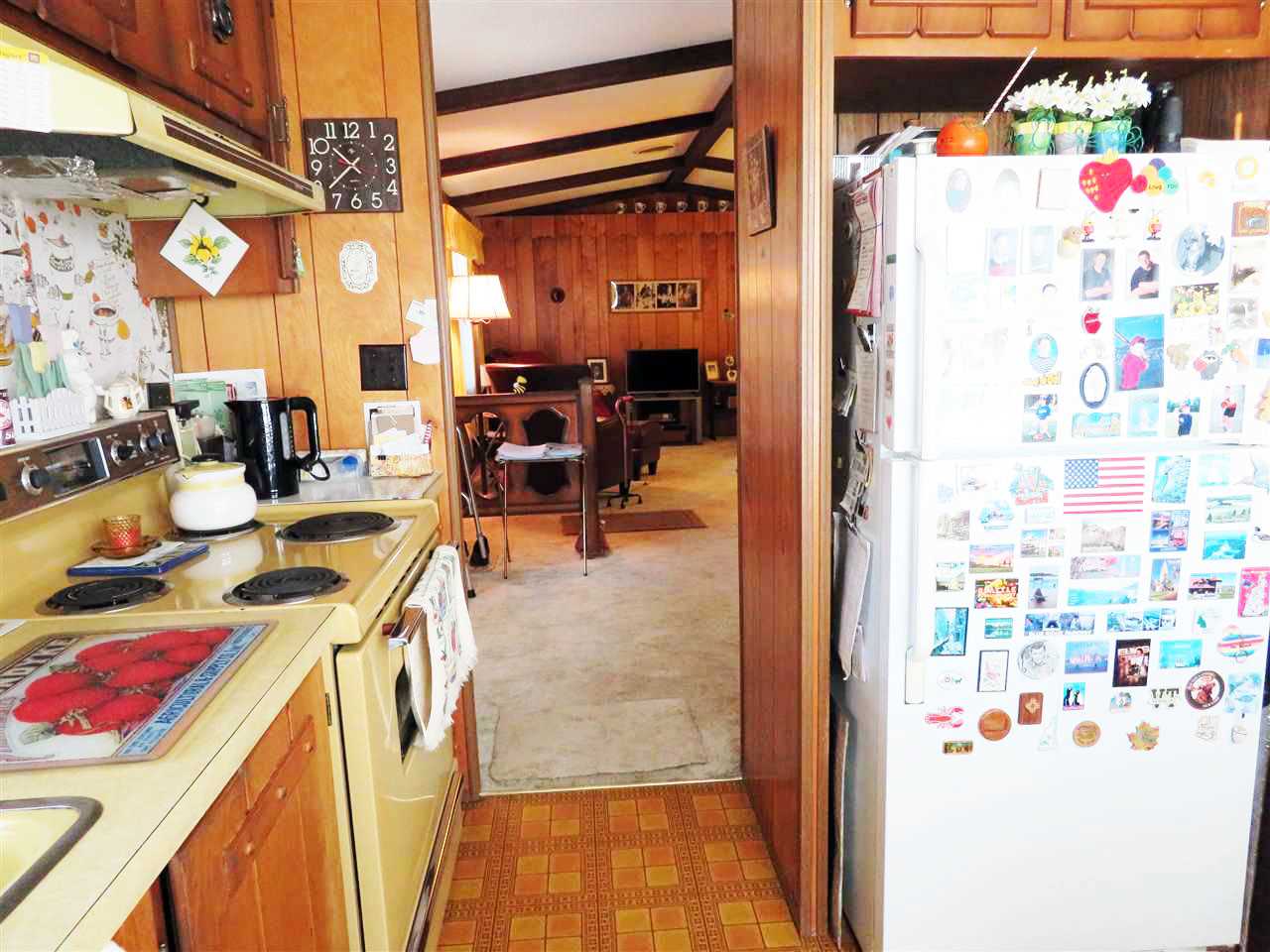 12 Hemlock Road Tilton, NH 03276 - Photo 3 of 21