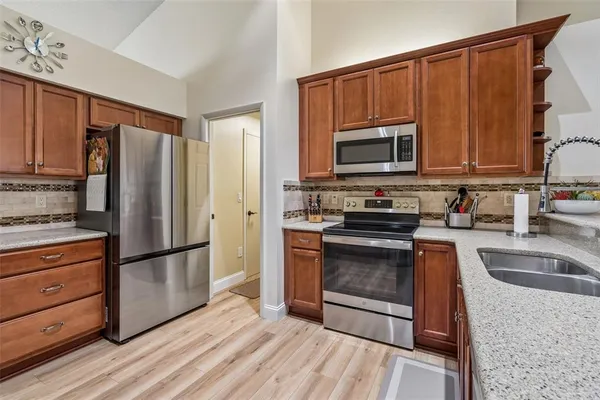 $475,000 | 11029 Streamside Drive, Tampa, FL 33624