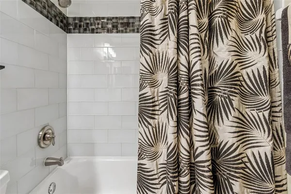 $475,000 | 11029 Streamside Drive, Tampa, FL 33624