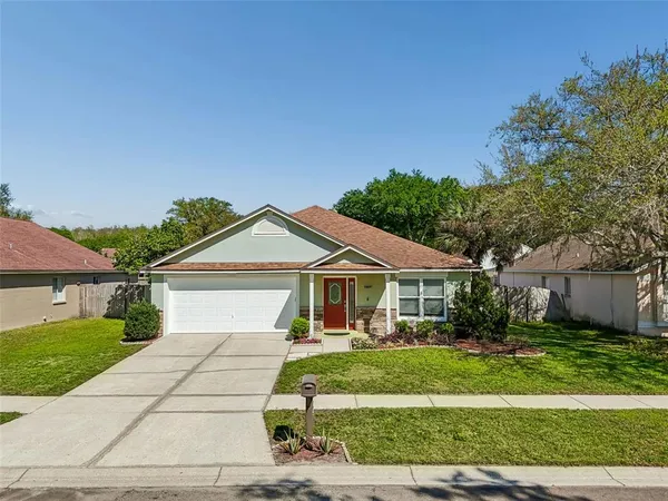 $475,000 | 11029 Streamside Drive, Tampa, FL 33624