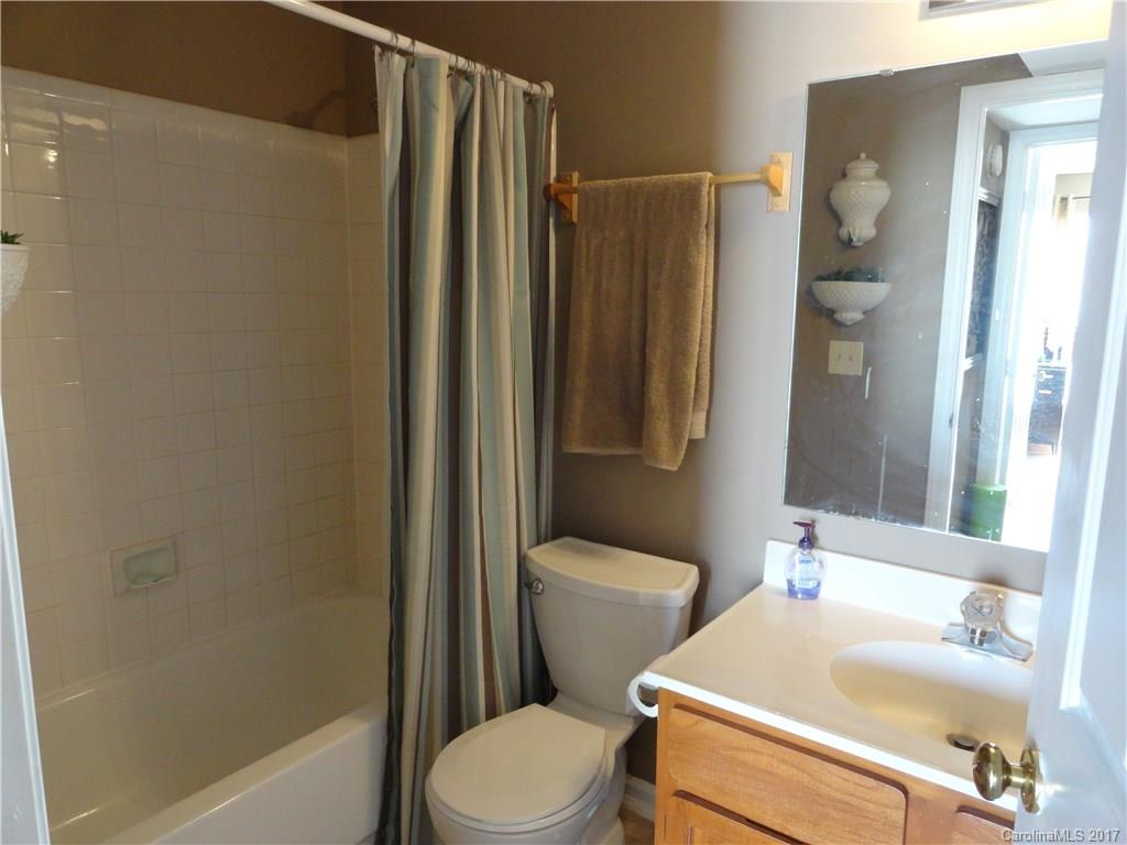 11065 Running Ridge Road, Unit 8477 Charlotte, NC 28226 - Photo 13 of 24 Gallery Image 13