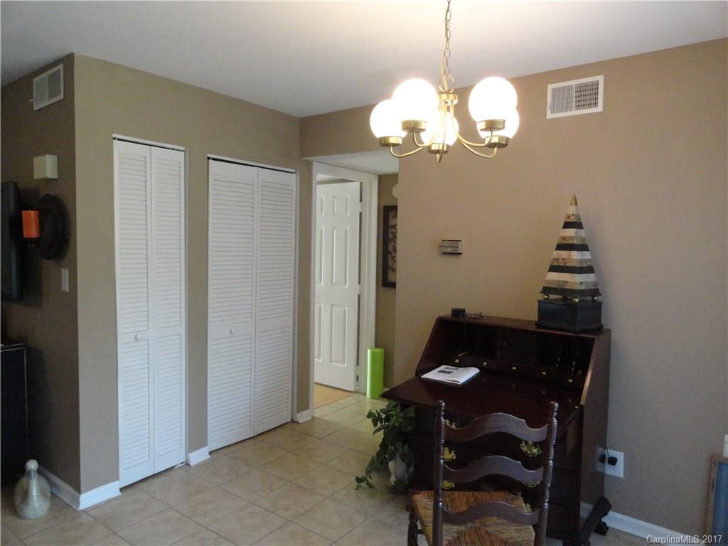 11065 Running Ridge Road, Unit 8477 Charlotte, NC 28226 - Photo 8 of 24 Gallery Image 8