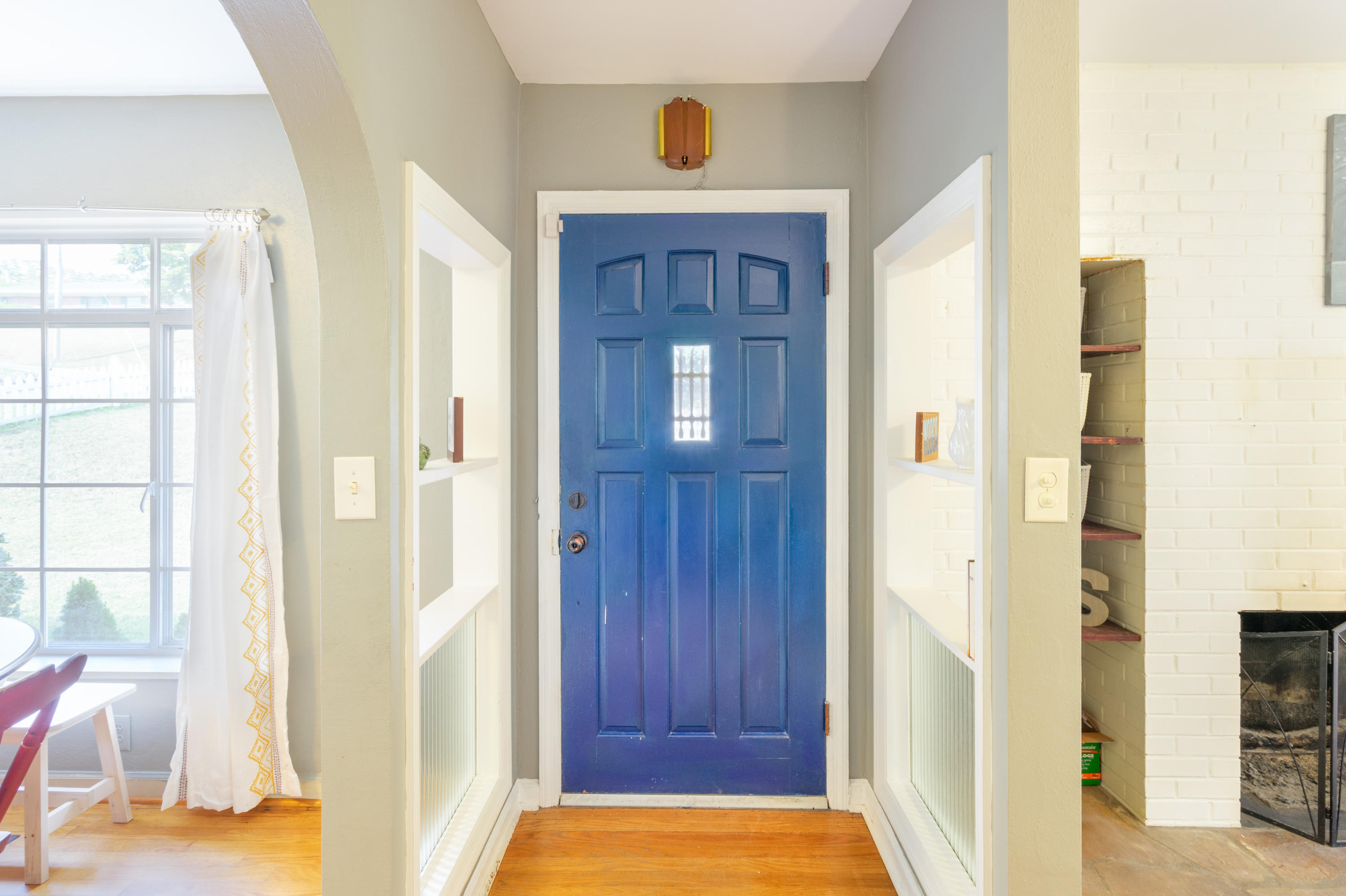 4008 Rogers Road Chattanooga, TN 37411 - Photo 4 of 35 Entryway