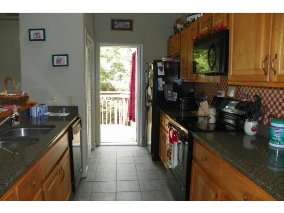 423 Alden Partridge Road, Unit A Hartford, VT 05059 - Photo 5 of 13 Gallery Image 5