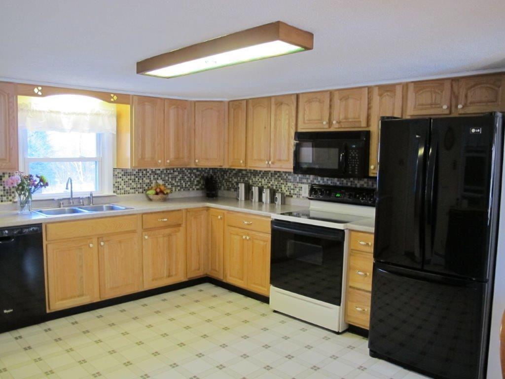 212 Bassett Road Winslow, ME 04901 - Photo 6 of 32 Kitchen