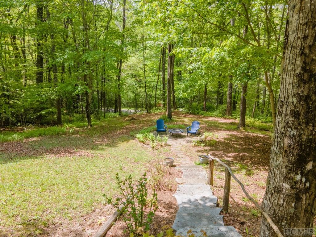 391 Tower Road Sapphire, NC 28774 - Photo 27 of 40 Gallery Image 27