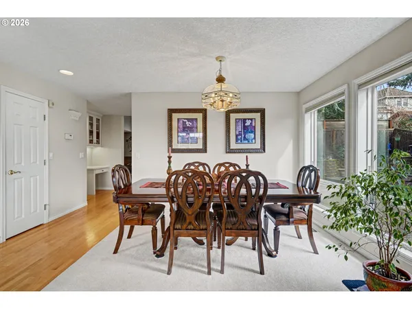 $665,000 | 2874 Laurelwood Court Northwest, Salem, OR 97304
