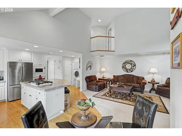 $665,000 | 2874 Laurelwood Court Northwest, Salem, OR 97304