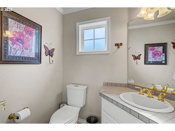 $665,000 | 2874 Laurelwood Court Northwest, Salem, OR 97304