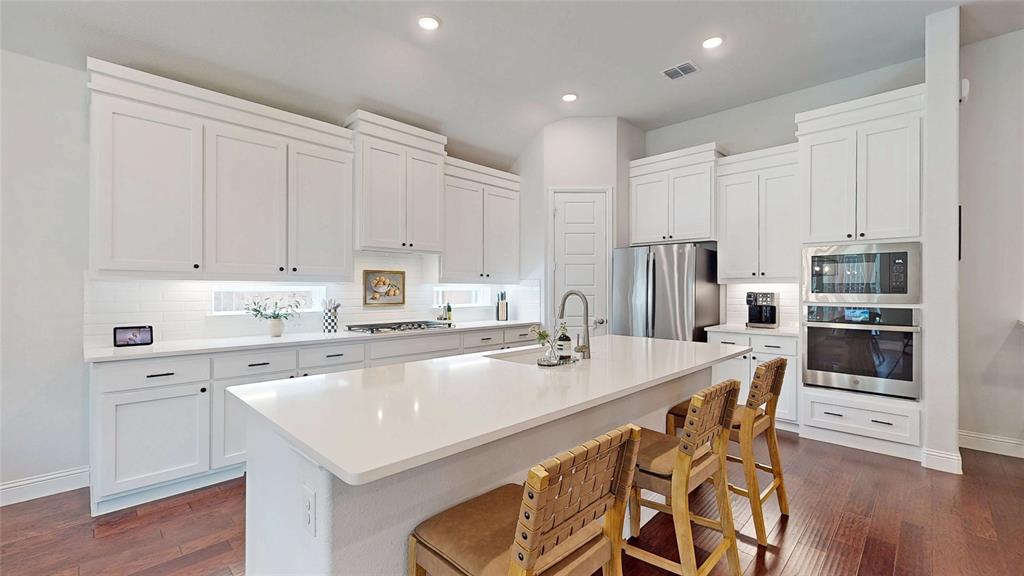7212 Redwood Road Argyle, TX 76226 - Photo 11 of 38