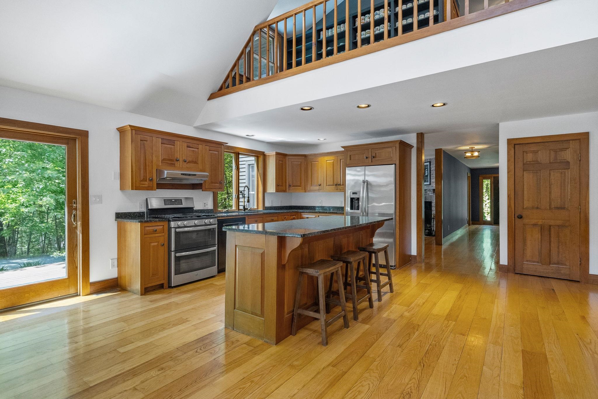 301 Galloping Hill Road Hopkinton, NH 03229 - Photo 18 of 58