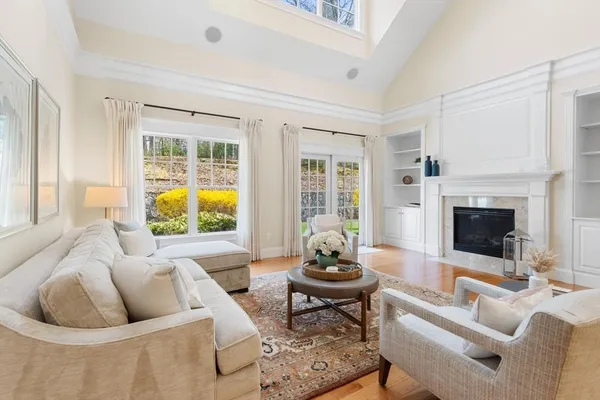 $1,225,000 | 30 Nobscot Road, Unit 2, Sudbury, MA 01776