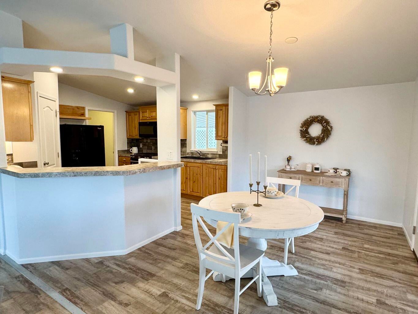 2379 Southwest Webster Road Grants Pass, OR 97526 - Photo 10 of 40 20250110021506355247000000-o