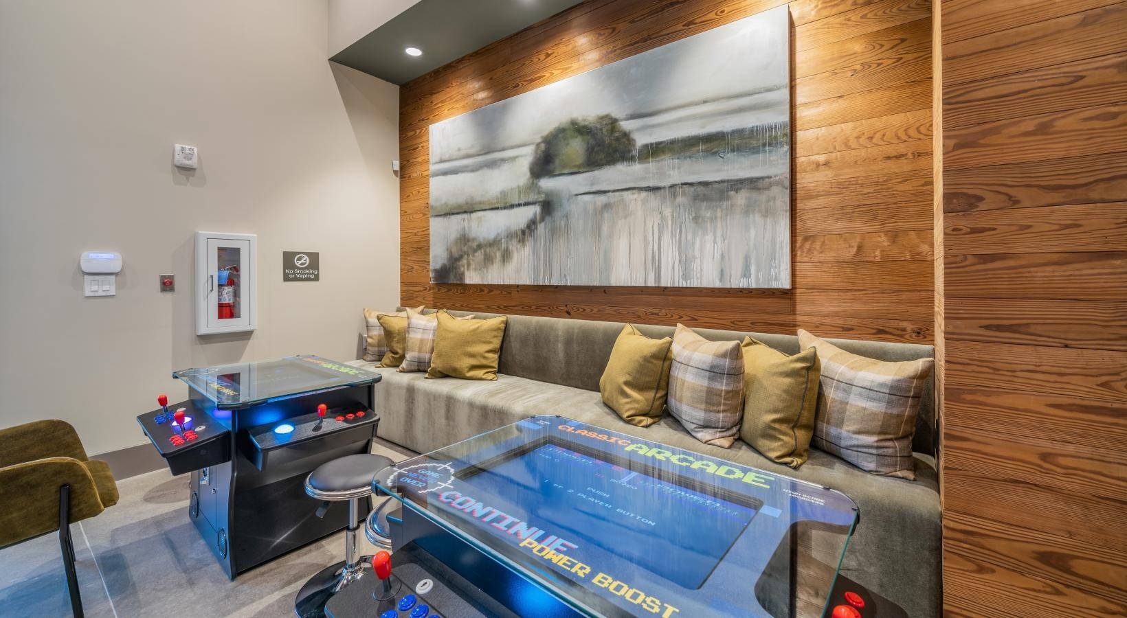 4647 Harvest Corner Drive, Unit 1114 Richmond, TX 77406 - Photo 23 of 34 a living room with furniture and a couch