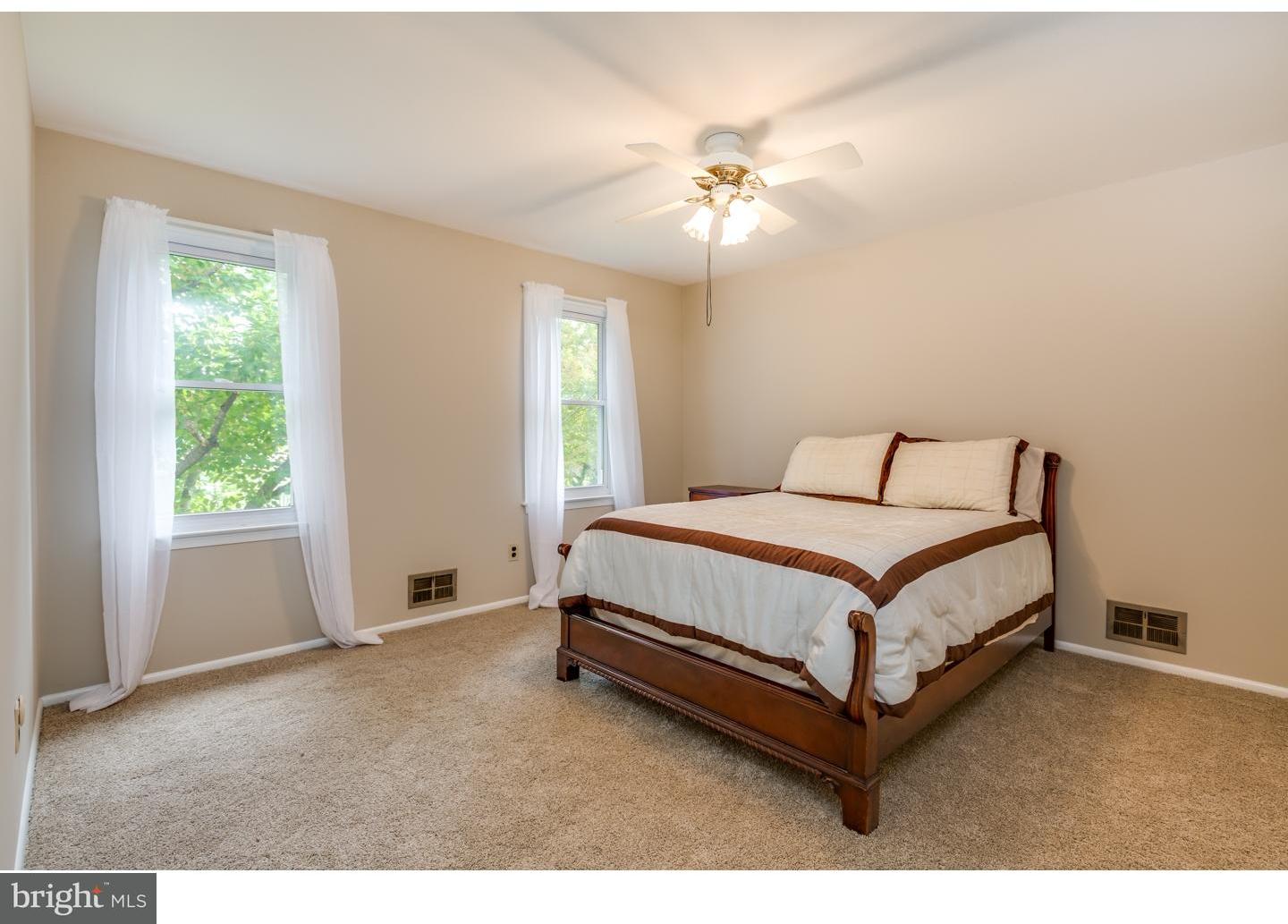 221 Pearl Croft Road Cherry Hill, NJ 08034 - Photo 18 of 25 Gallery Image 18