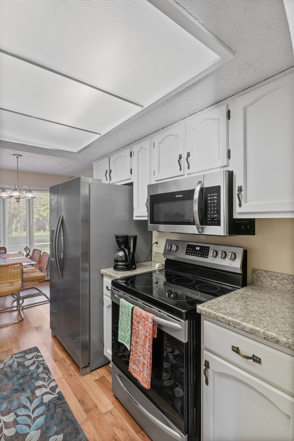 8848 Winding Ridge Road Indianapolis, IN 46217 - Photo 10 of 35 Gallery Image 10