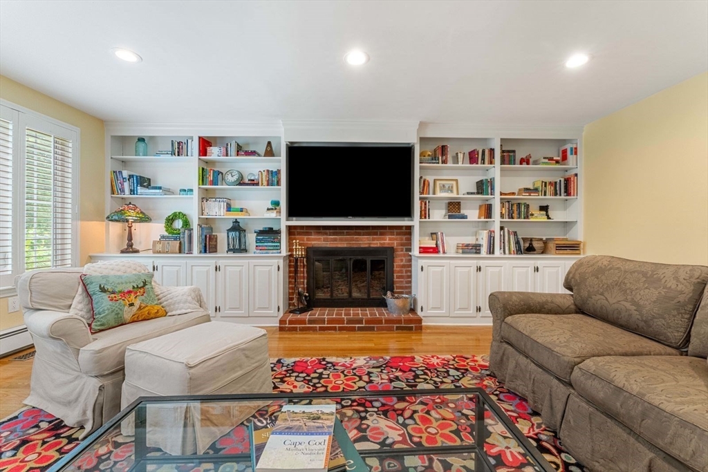 55 Teresa Road Hopkinton, MA 01748 - Photo 15 of 42 Gallery Image 15
