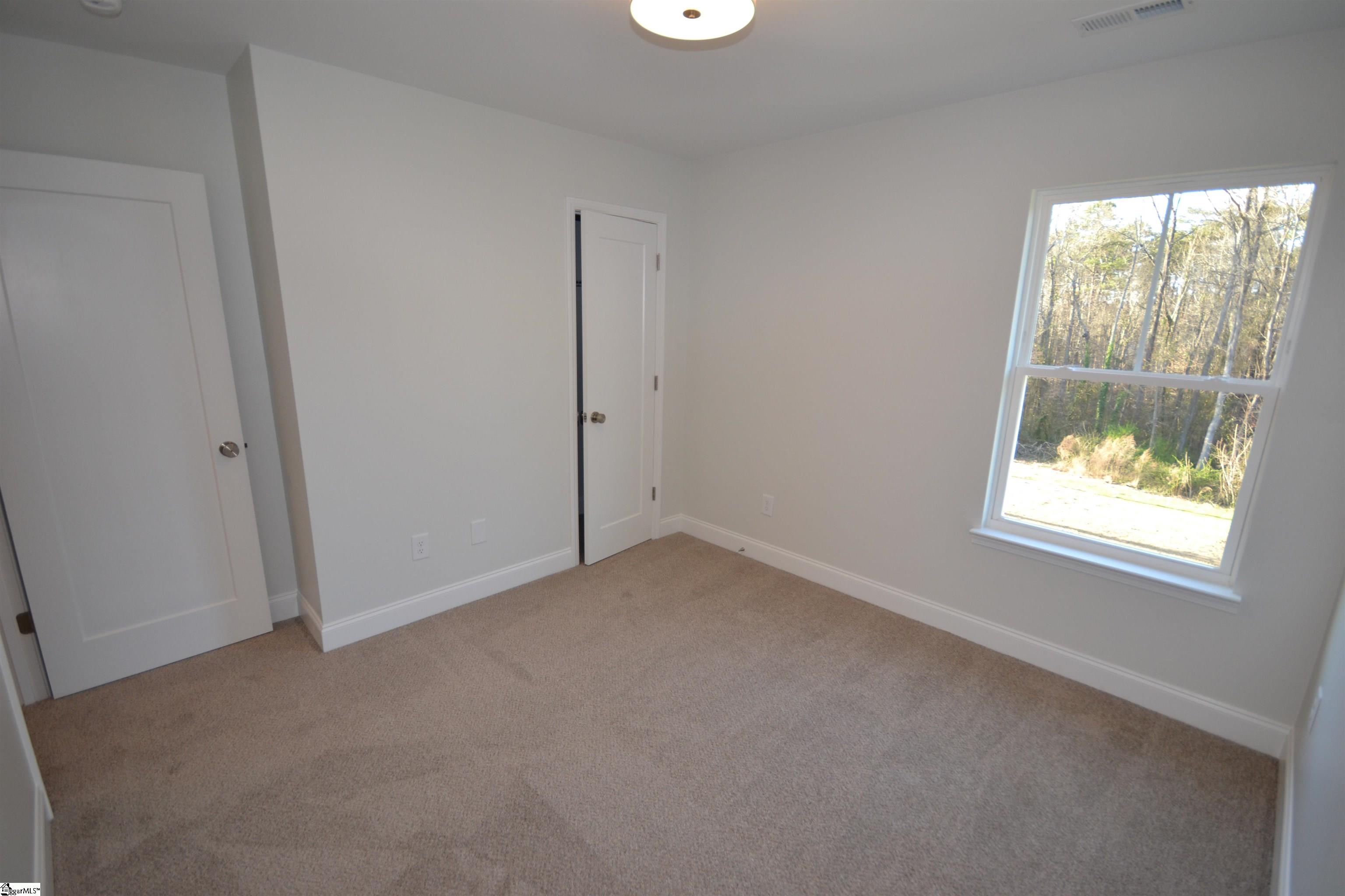 127 Chick Springs Road Taylors, SC 29687 - Photo 14 of 19