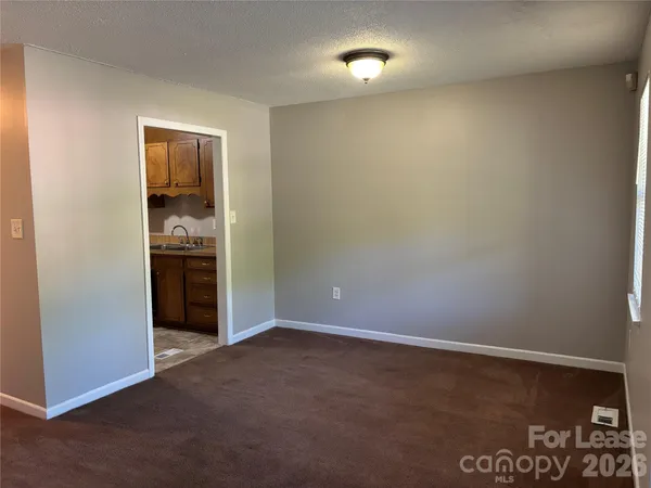 $1,300 | 3633 Driftwood Drive, Charlotte, NC 28205
